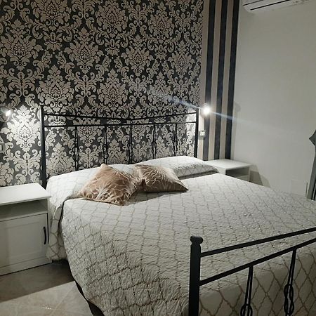 Foce del Sele B&B Antica Hera الغرفة الصورة