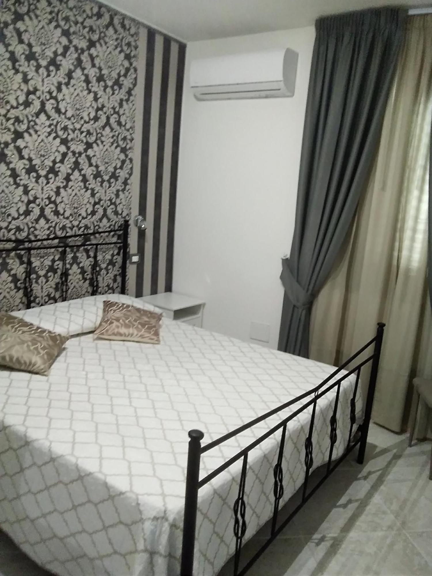 Foce del Sele B&B Antica Hera الغرفة الصورة